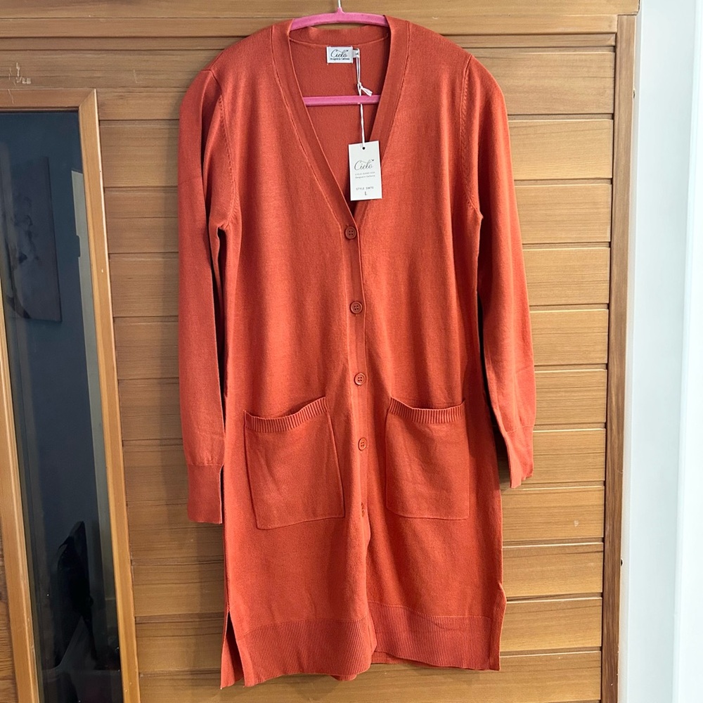 NWT Women’s Size L Cielo Long Sleeve Rust Button Cardigan Knit Layering Classic